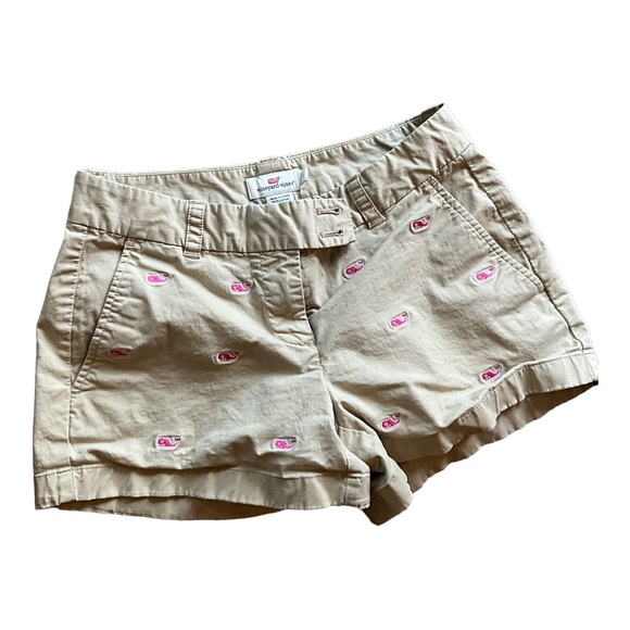 Vineyard Vines Pants - Vineyard Vines Short shorts Khaki with whales size 0 Preppy Martha’s Vineyard